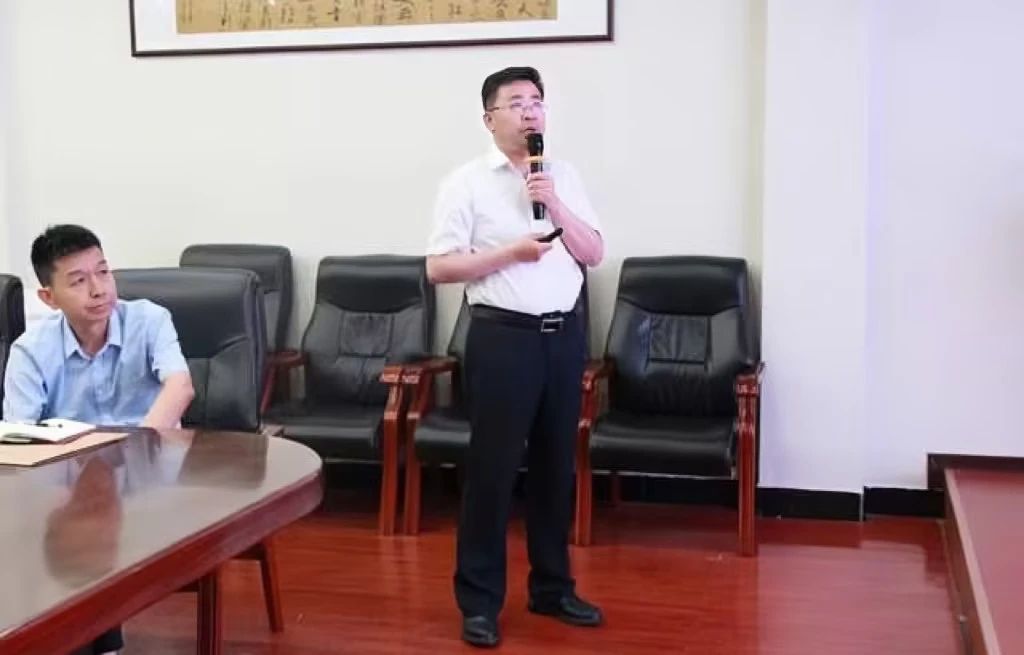 e8e0a0a3-ea12-4c21-b9f6-c2405ea29206.jpg e8e0a0a3-ea12-4c21-b9f6-c2405ea29206.jpg